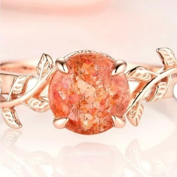 Sunstone gold leaf ring - Picture 2 of 2